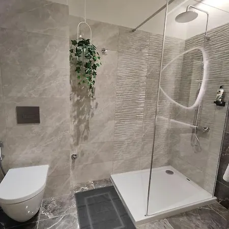 Luxury A1 *
