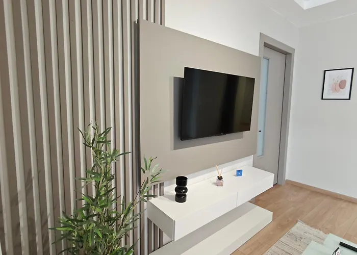 Luxury A1 *