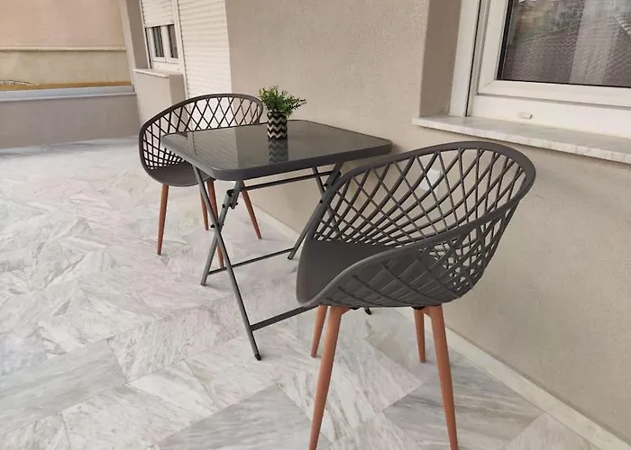 Luxury A1 * Deskati